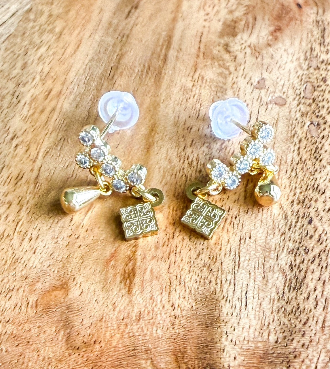Gold 003